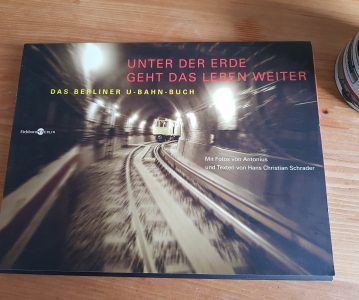 Hans Christian Schrader: Das Berliner U-Bahn-Buch